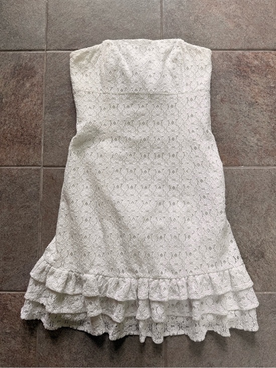 Lilly Pulitzer Dresses & Skirts - Lilly Pulitzer Resort White Franco Strapless Empire Waist Dress NWOT 4